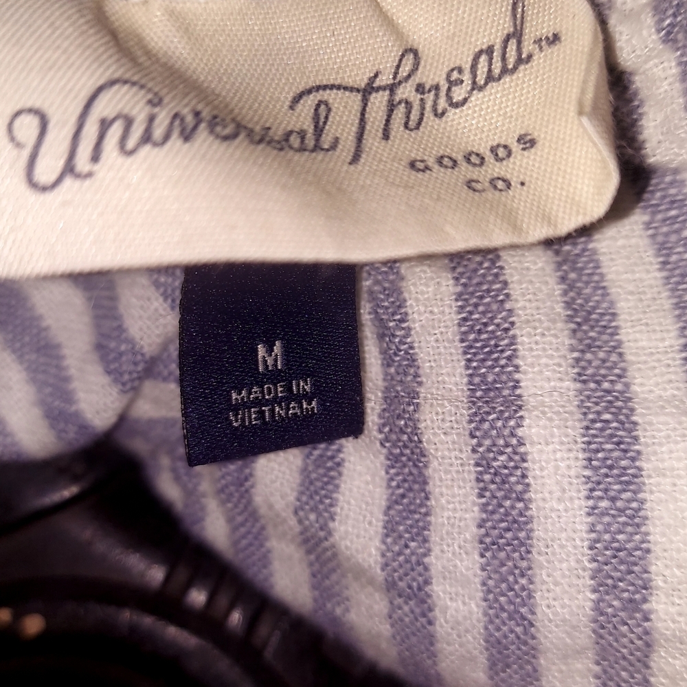 Universal Thread Blue & White Striped V-Neck Romper - Picture 2 of 11